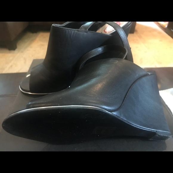 Design Lab Wedge Mule - Picture 2 of 3